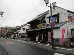 蔵（雨模様）